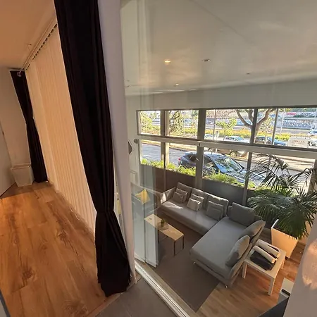 Apartment Close Barcelona - Badalona