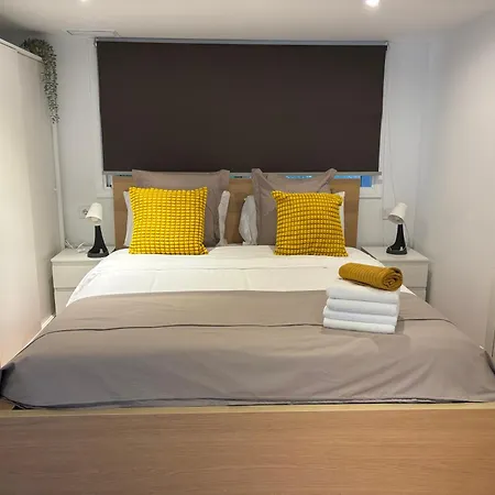 Apartment Close Barcelona - Badalona